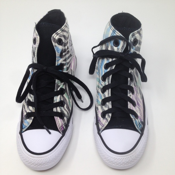 Converse Shoes - Converse All Star Women Multi-Color Size 5 Shoes